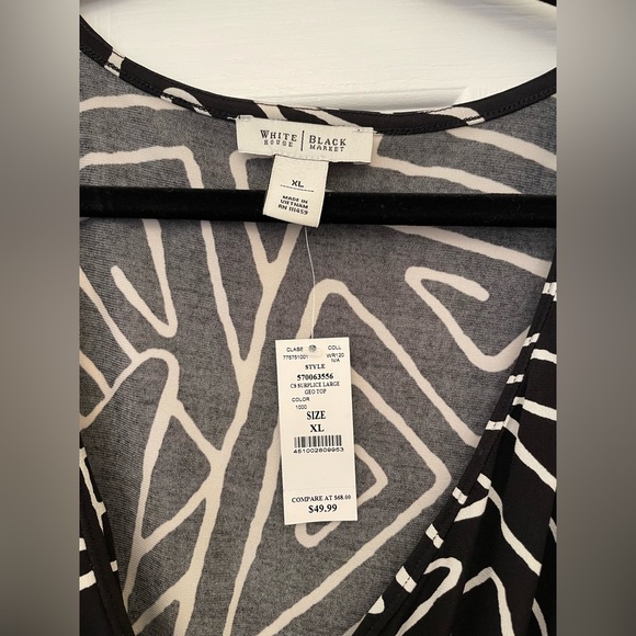NWT White House Black Market V-Neck Wrap Top - Picture 2 of 3